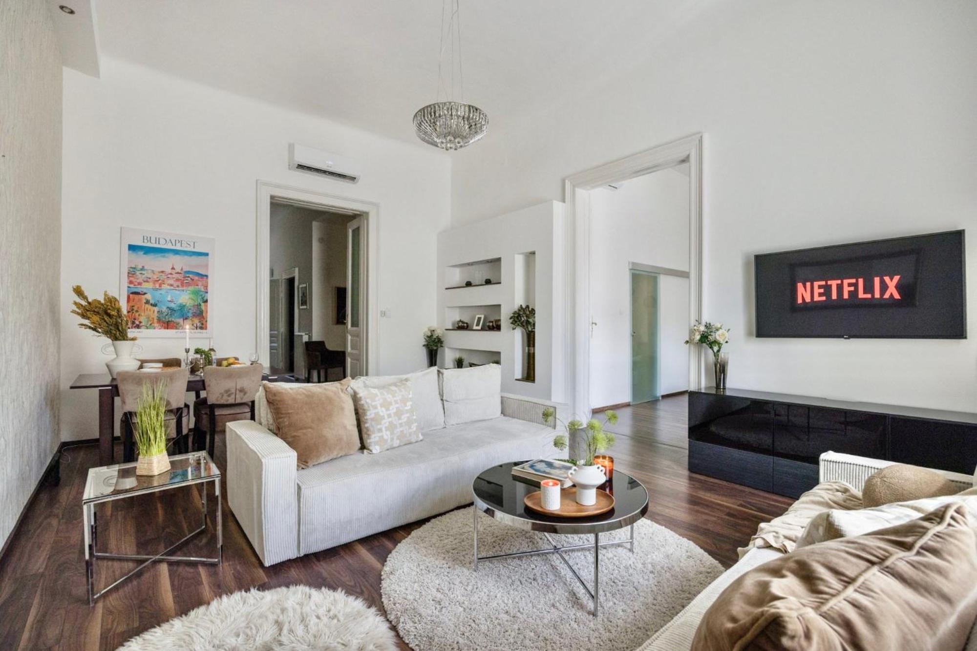 Luxe 2br With View On The St Stephen Road *