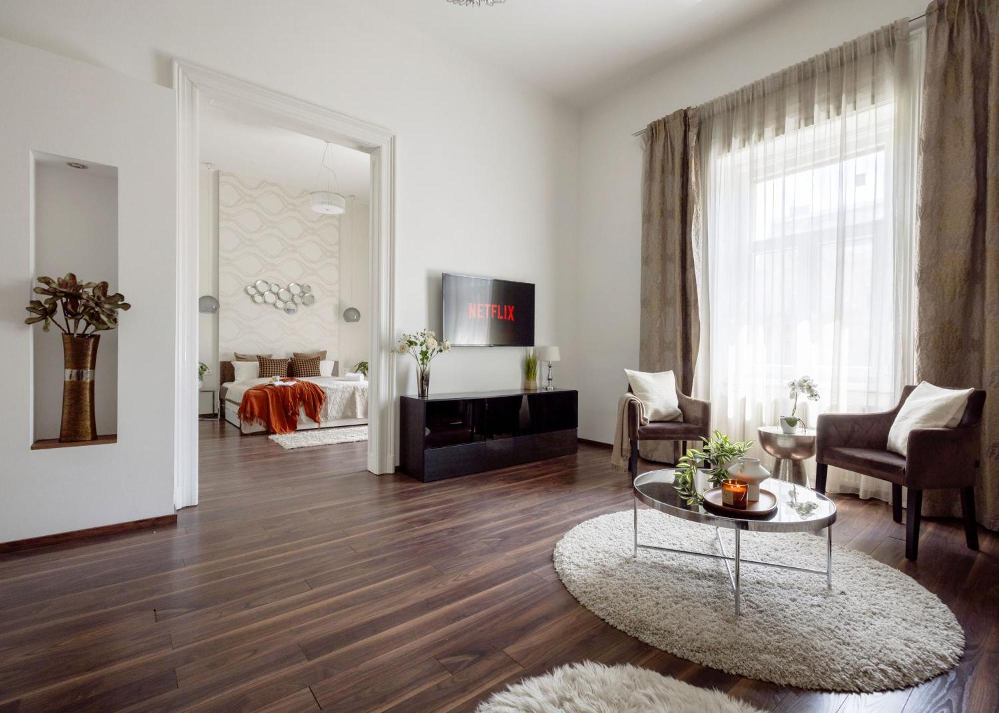 Luxe 2br With View On The St Stephen Road Apartamento