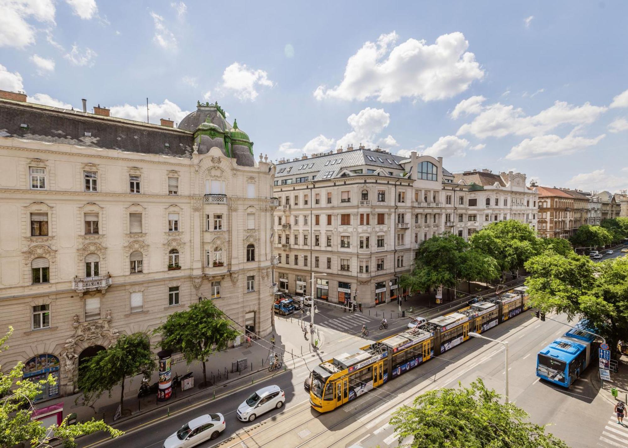 Apartment Luxe 2br With View On The St Stephen Road *