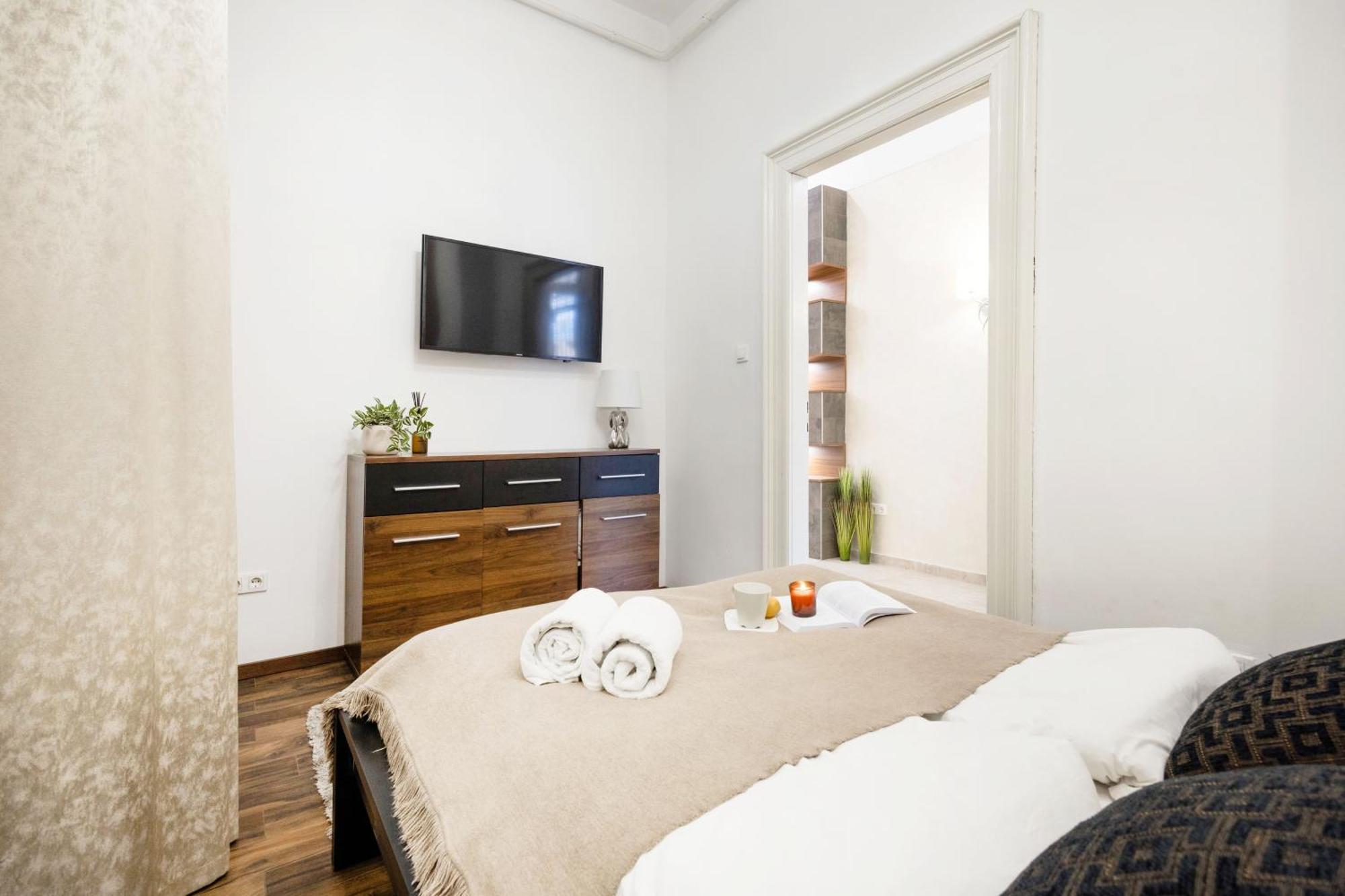 Luxe 2br With View On The St Stephen Road *