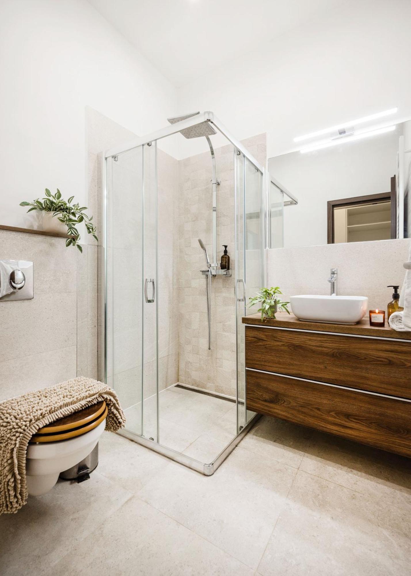 Luxe 2br With View On The St Stephen Road